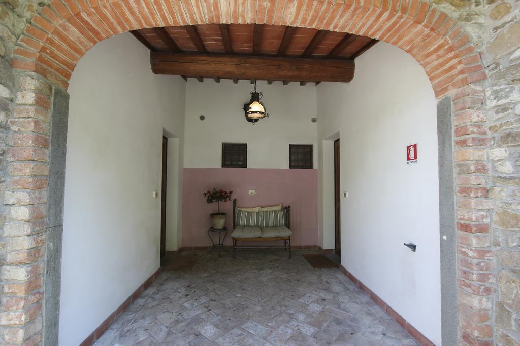 فندق تفارنوتْسّيفي  Rocca Palazzaccio المظهر الخارجي الصورة